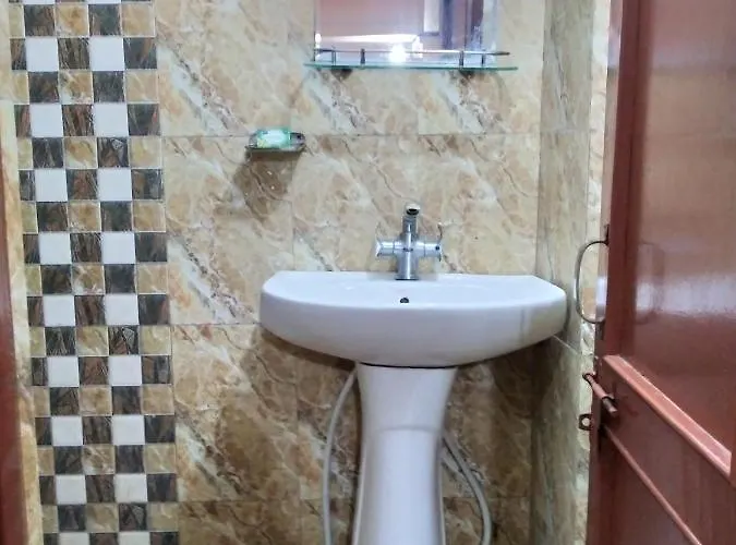 Nirvaan Guest House